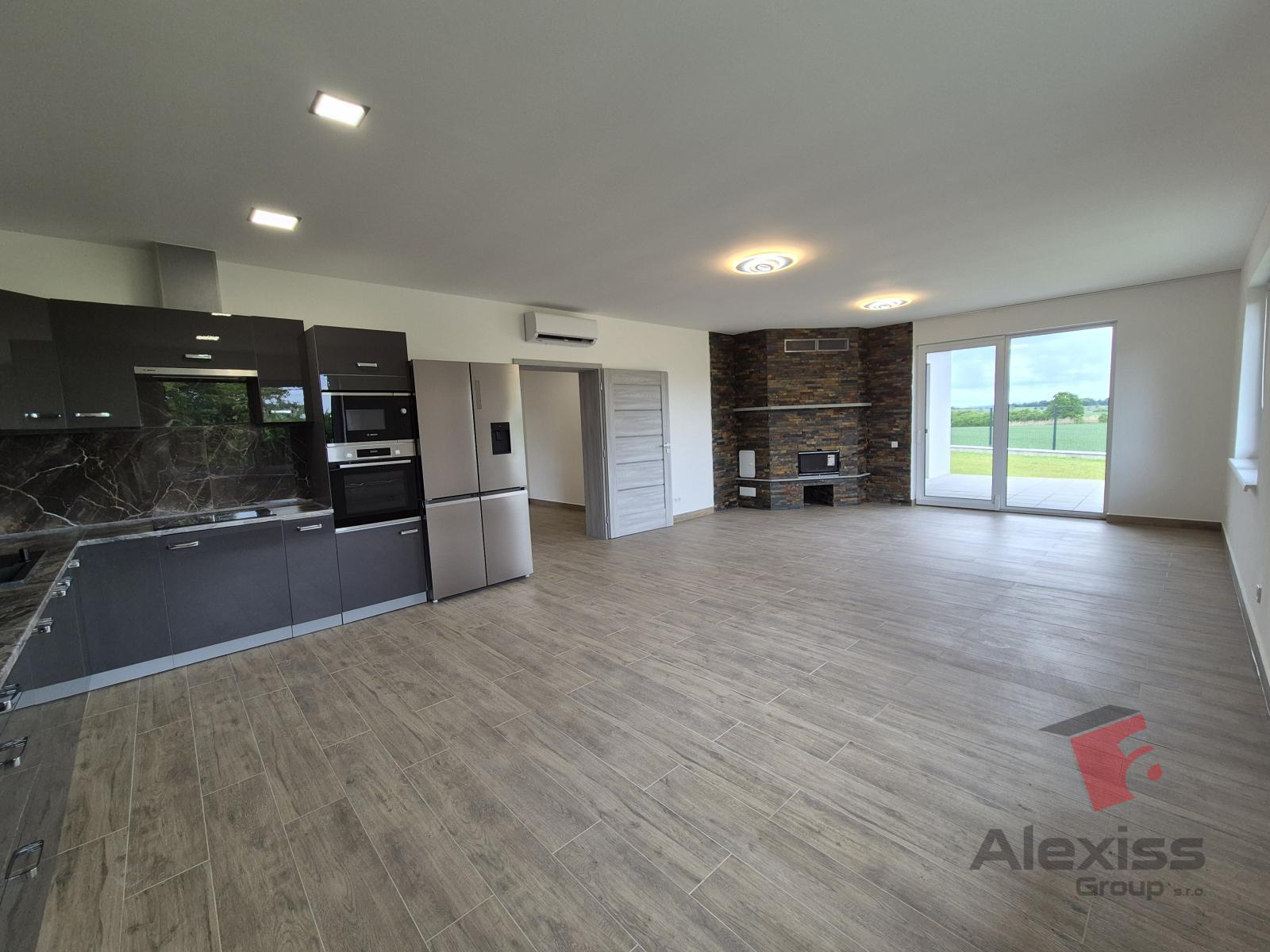Pronájem novostavby bungalovu 5+KK, terasa, zahrada, Brázdimská, Brandýs nad Labem — fotografie 15