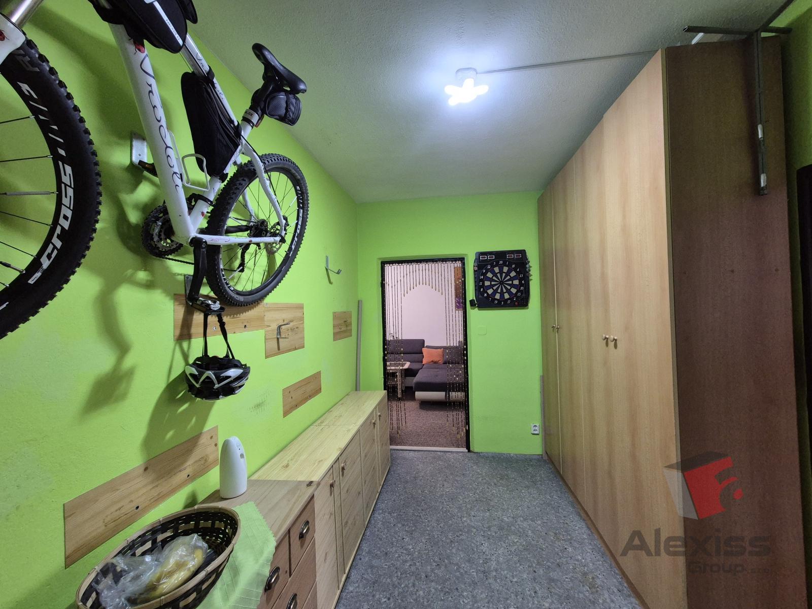 Prodej bytu 3+1, lodžie, sklep, 74 m2, Blatské sídliště, Veselí nad Lužnicí — fotografie 2