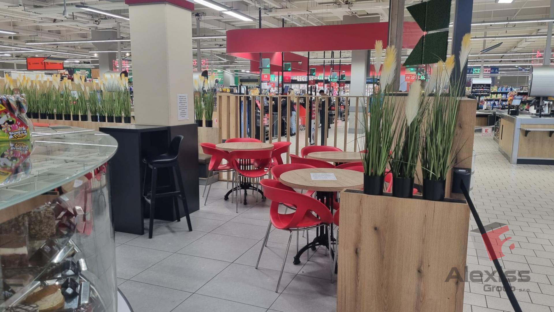 Zavedená cukrárna v Praze 6, kompletně vybavená provozovna v nákupním centru — fotografie 4